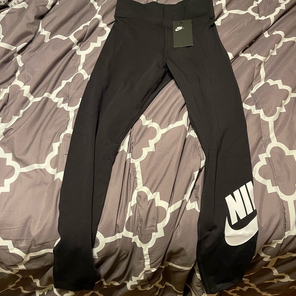 NIKE LEGGINGS